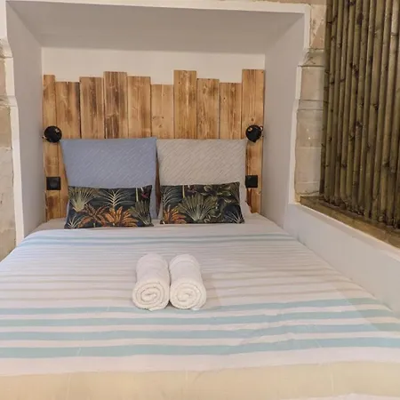Petit Chateau Rouge - Hypercentre - Renove Apartment Nantes